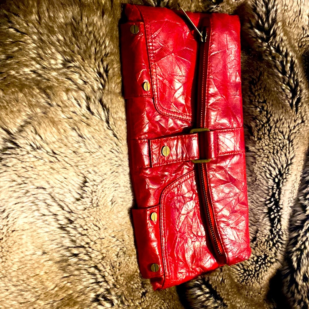 Matt & Nat  red Vegan clutch bag